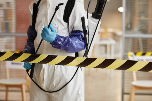 Professional Biohazard technician working in Mendon, IL